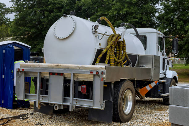 Porta potty delivery and setup in Independence, WI